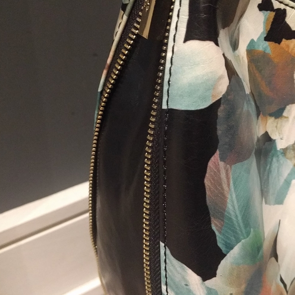 🌸🌼🍀 Beautiful floral bag by Jack French 🌼🍀 - Picture 6 of 13